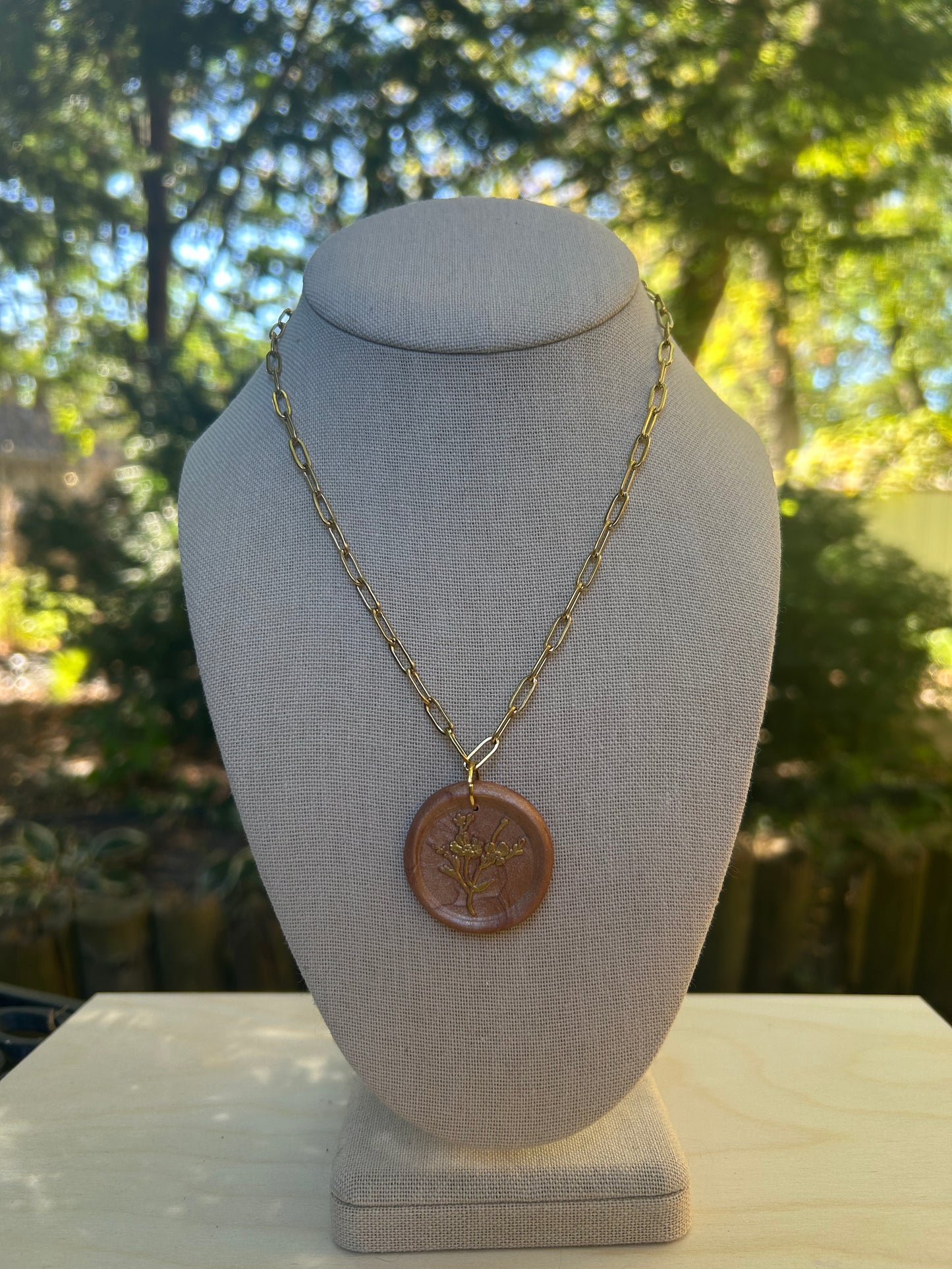 Clay Seal - Golden Necklace