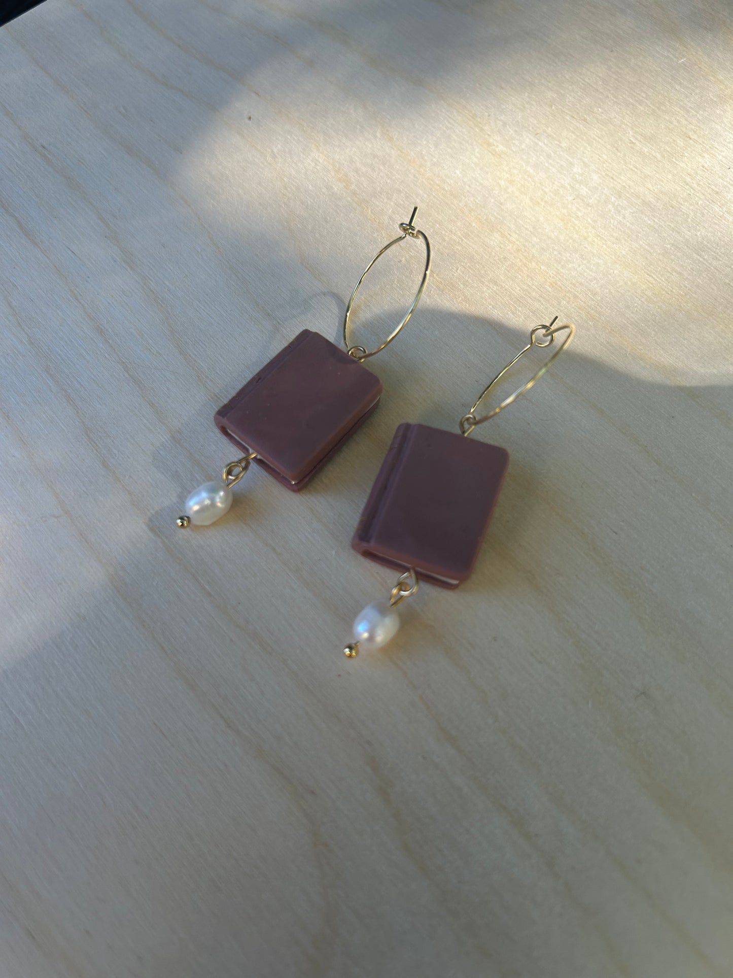 Brown Book - Golden Hoop earrings